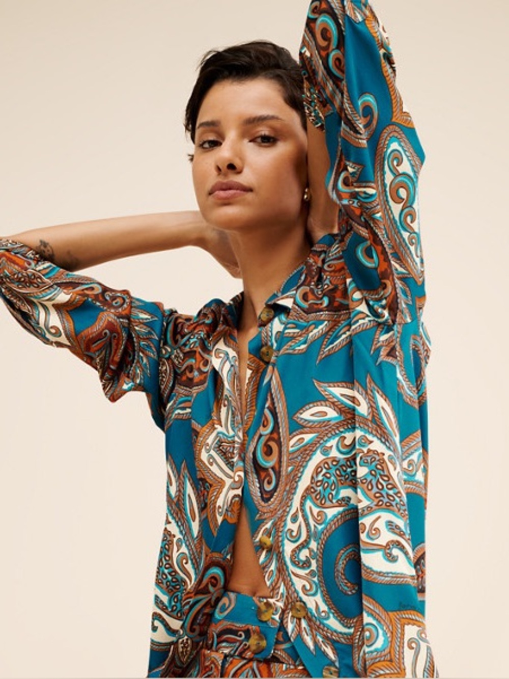 Farm Rio x Nuuly Leopard Paisley Pajama Blouse Size Large Teal Boho Button Down